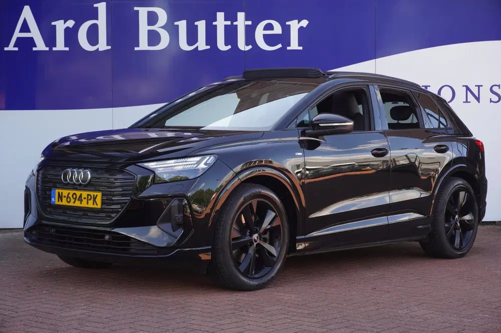 Audi Q4 e-tron 40 Launch edition S Competition 77 kWh+Led uit 2021, foto 2