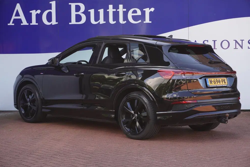 Audi Q4 e-tron 40 Launch edition S Competition 77 kWh+Led uit 2021, foto 3
