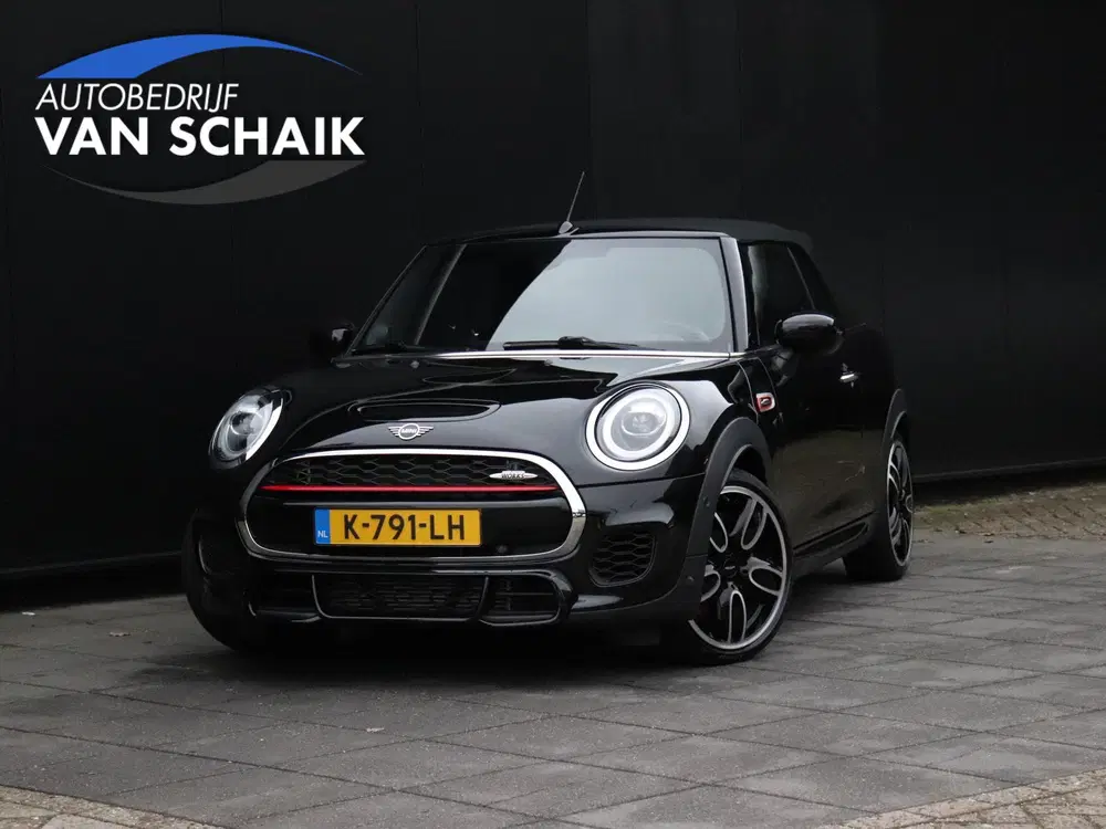 Mini Cabrio 2.0 John Cooper Works Chili uit 2021