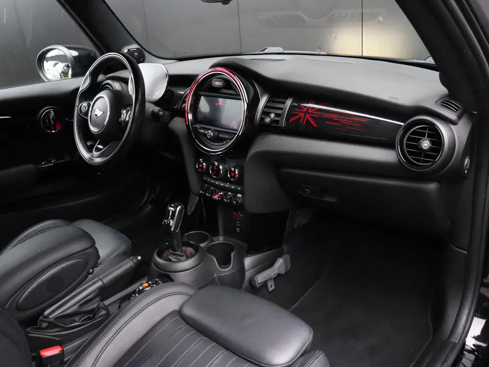 Mini Cabrio 2.0 John Cooper Works Chili uit 2021, foto 19