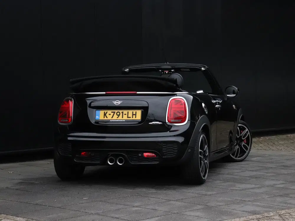 Mini Cabrio 2.0 John Cooper Works Chili uit 2021, foto 5