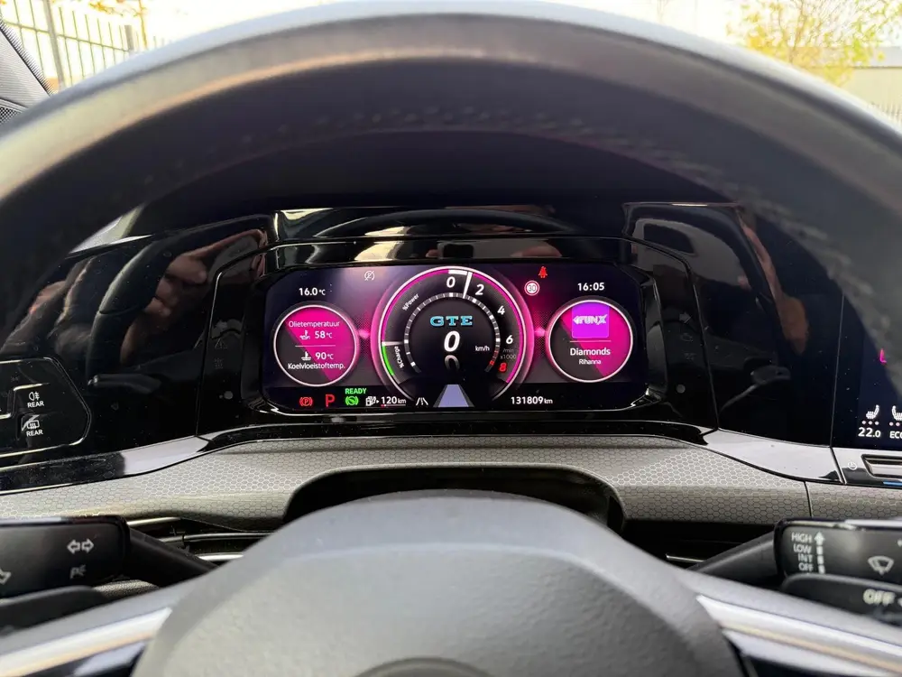 Volkswagen Golf 1.4 eHybrid GTE Pano Adaptive Virtual Voll O uit 2021, foto 8