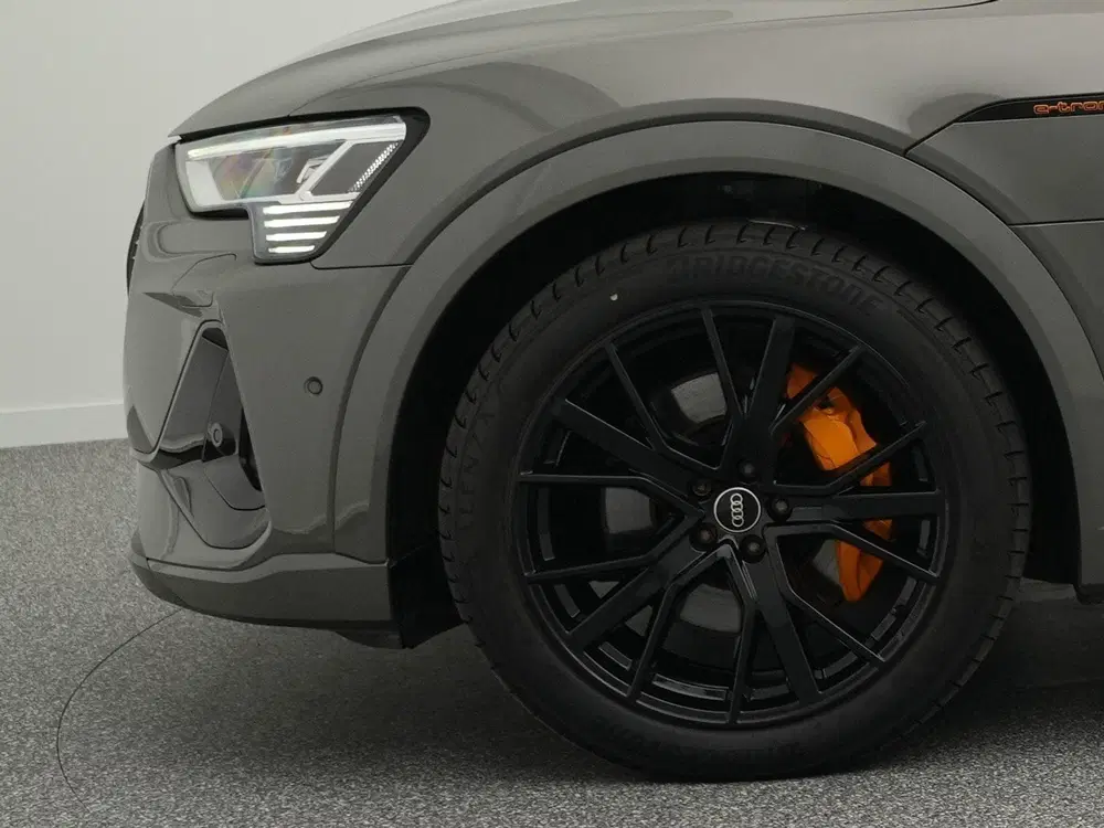 Audi e-tron 55 Quattro S-Line 95 kWh 408 PK uit 2022, foto 8