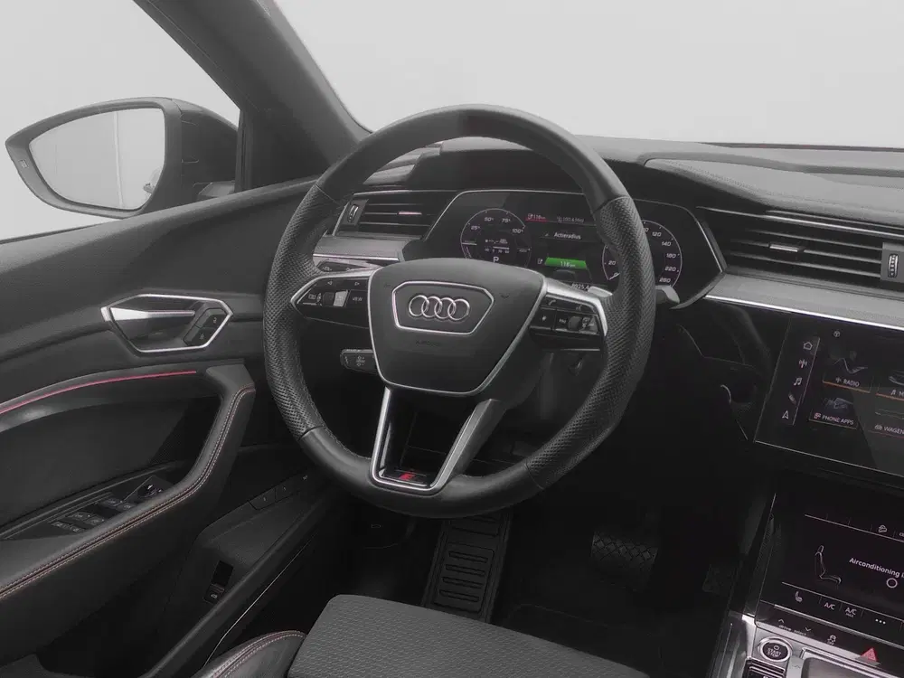 Audi e-tron 55 Quattro S-Line 95 kWh 408 PK uit 2022, foto 9