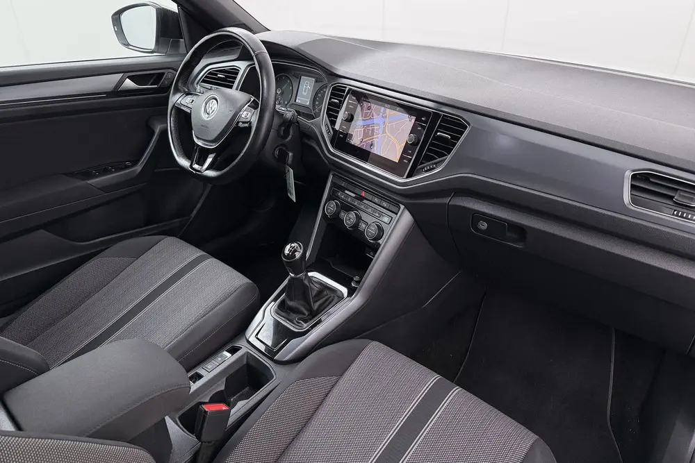 Volkswagen T-Roc Cabrio 116 PK BlackLine Camera Adap.Cruise uit 2020, foto 15