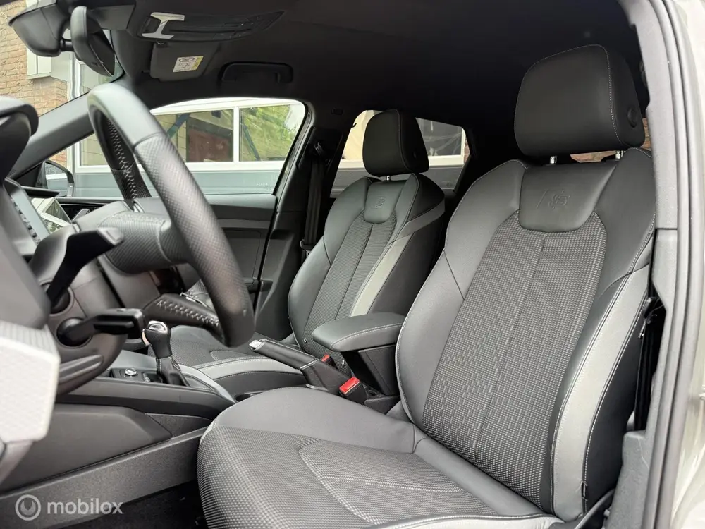 Audi A1 30 TFSI S Line Carplay Climate Cruise LED uit 2019, foto 3