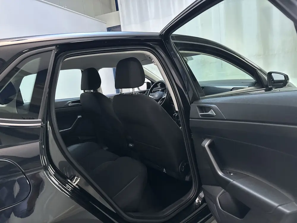 Volkswagen Polo 1.0 TSI Life Virtual Cockpit Navigatie App-C uit 2022, foto 18