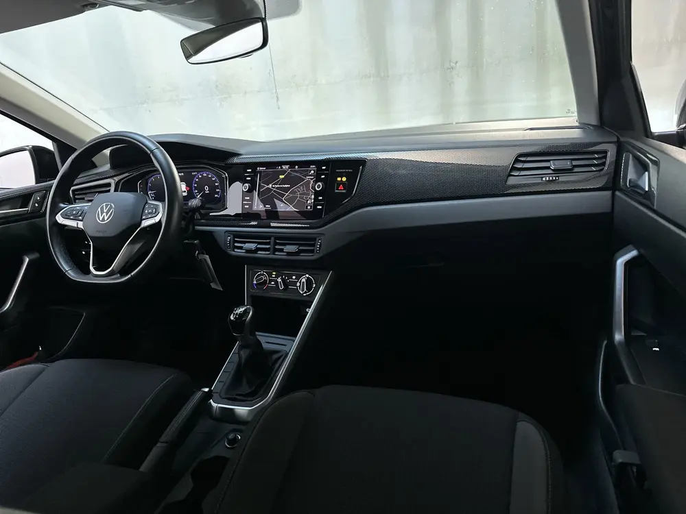 Volkswagen Polo 1.0 TSI Life Virtual Cockpit Navigatie App-C uit 2022, foto 2