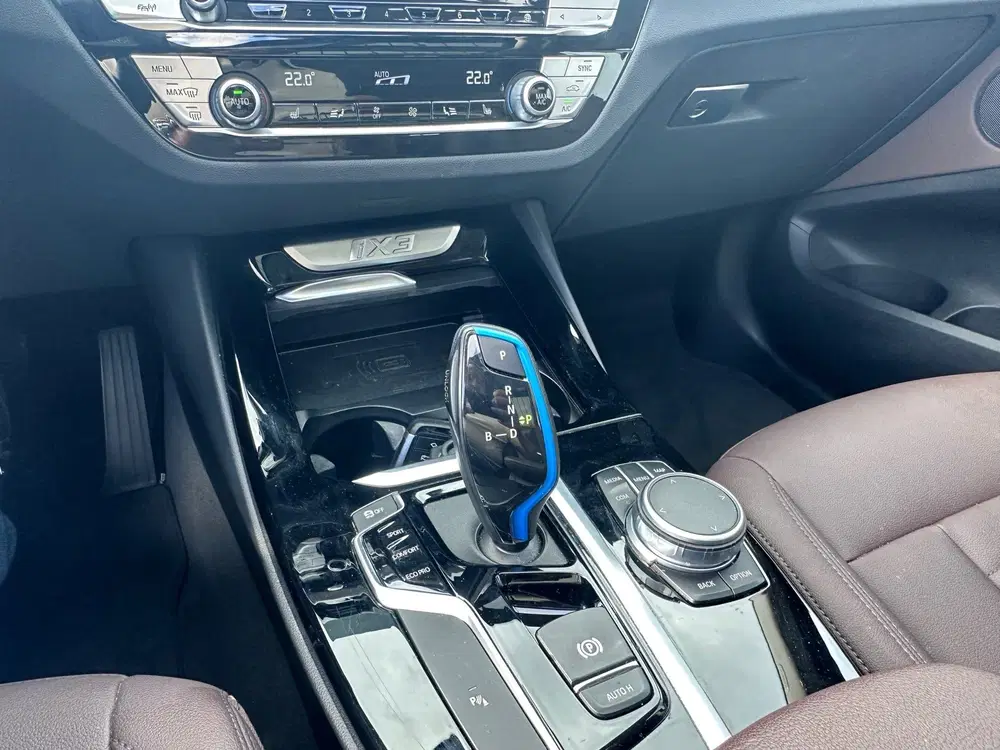 BMW iX3 Executive 80 kWh SOH 100 % PANO LEER 1 EIG uit 2021, foto 12
