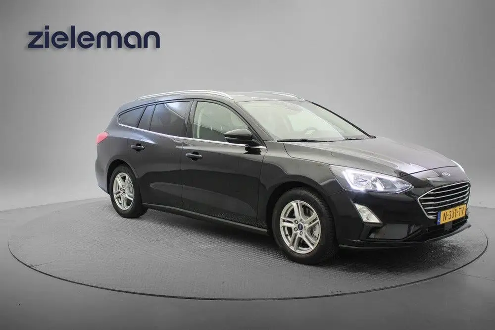 Ford Focus Wagon 1.5 EcoBlue Titanium X Business uit 2022