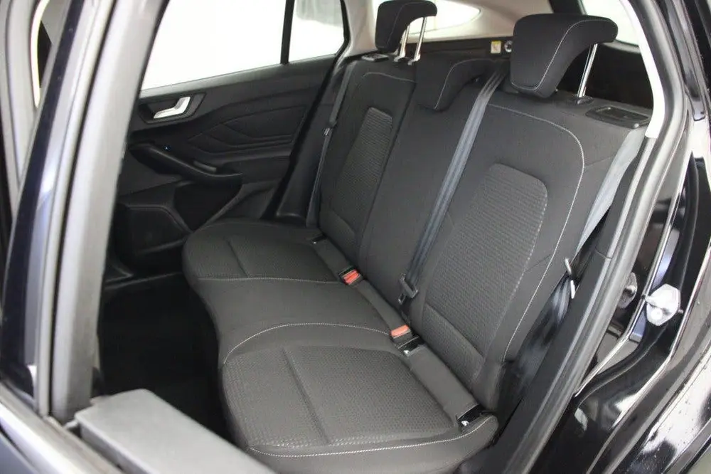 Ford Focus Wagon 1.5 EcoBlue Titanium X Business uit 2022, foto 12