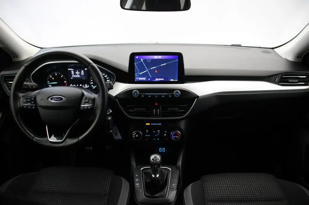 Ford Focus Wagon 1.5 EcoBlue Titanium X Business uit 2022, foto 2