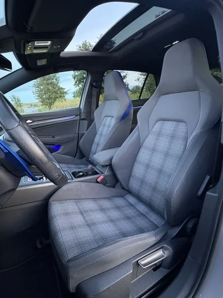 Volkswagen Golf GTE 1.4 eHybrid PANO IQ Lights Carplay uit 2021, foto 12