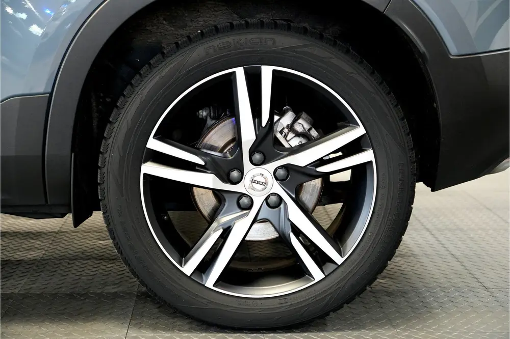 Volvo XC40 2.0 T4 140kW/190pk Aut8 R-Design PANORAMADAK + EL uit 2019, foto 7