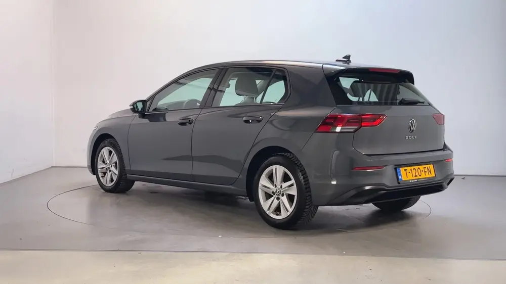 Volkswagen Golf 1.0 TSI 110pk Life Sfeerverlichting App-Conn uit 2023, foto 6