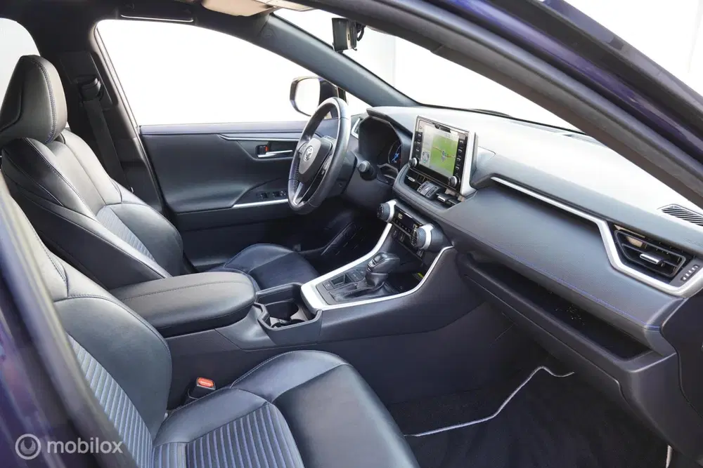 Toyota RAV 4 2.5 Hybrid Bi-Tone uit 2020, foto 12