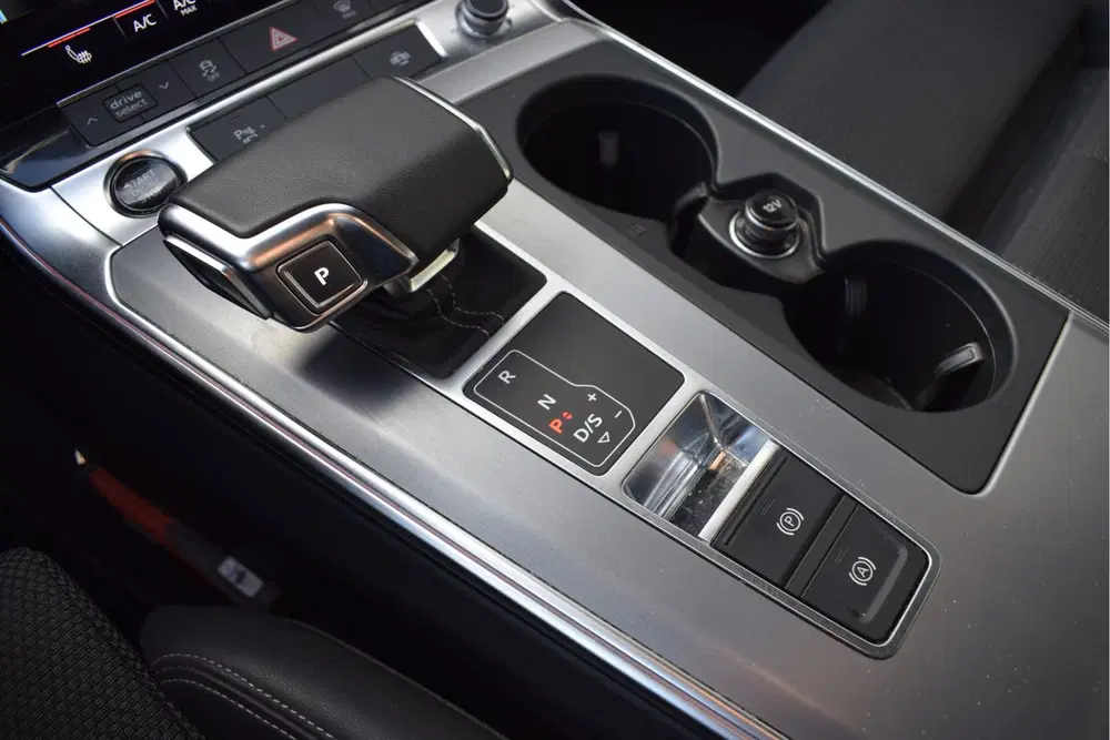 Audi A6 40 TFSI S-line edition Competition Adaptiv uit 2023, foto 9