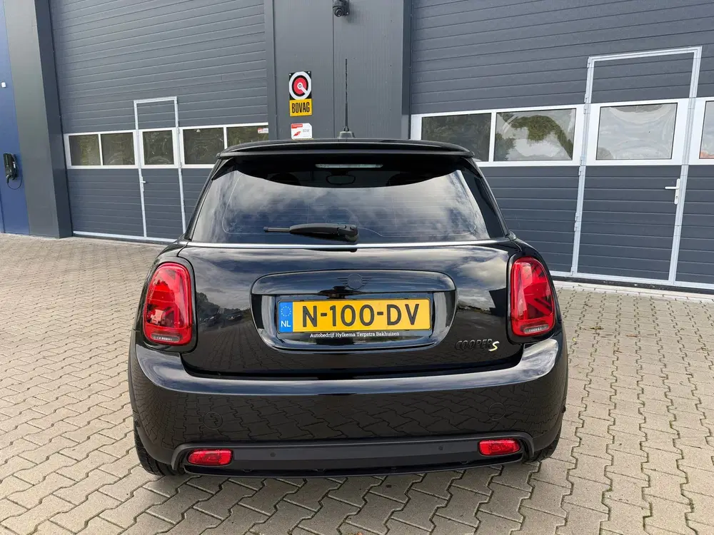 Mini Electric COOPER S uit 2021, foto 9
