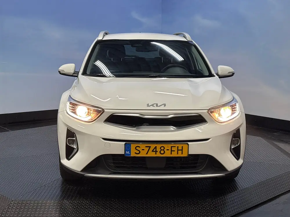 Kia Stonic 1.0 T-GDi MHEV DynamicPlusLine Navi uit 2023, foto 9