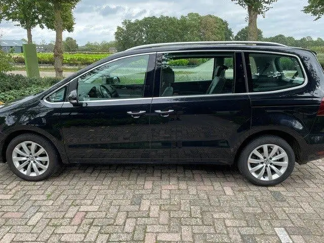 Volkswagen Sharan 1.4 TSI Highline 150pk BM 6-DSG 2019 Zwart uit 2019, foto 3