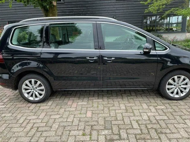 Volkswagen Sharan 1.4 TSI Highline 150pk BM 6-DSG 2019 Zwart uit 2019, foto 5