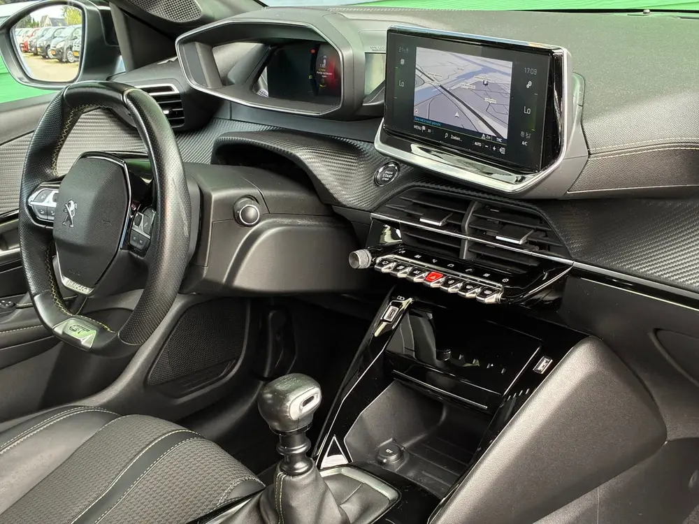 Peugeot 208 1.2 PureTech GT-Line uit 2020, foto 10
