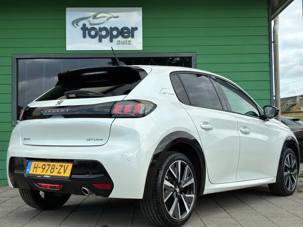 Peugeot 208 1.2 PureTech GT-Line uit 2020, foto 3