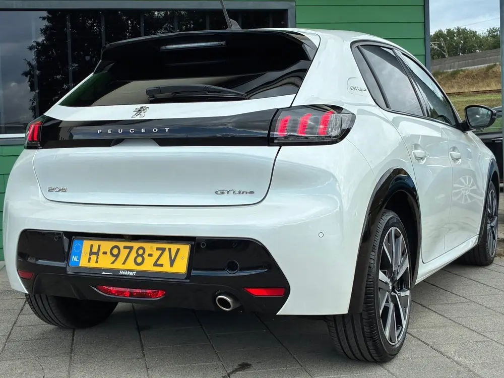 Peugeot 208 1.2 PureTech GT-Line uit 2020, foto 9