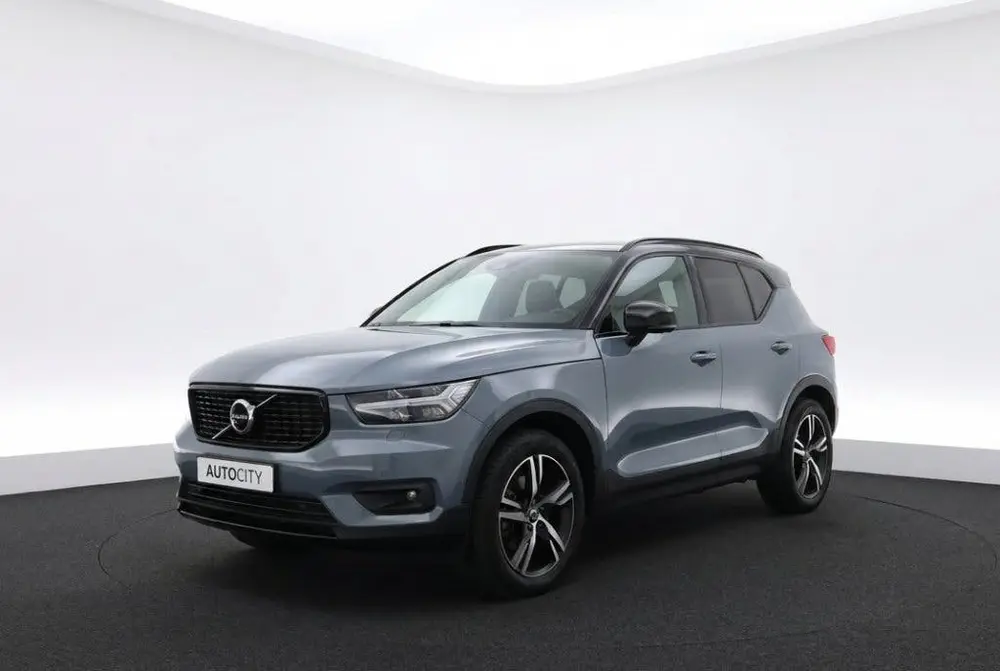 Volvo XC40 T4 R Design AWD 190 PK l Pano l Stoelverwarming l uit 2019