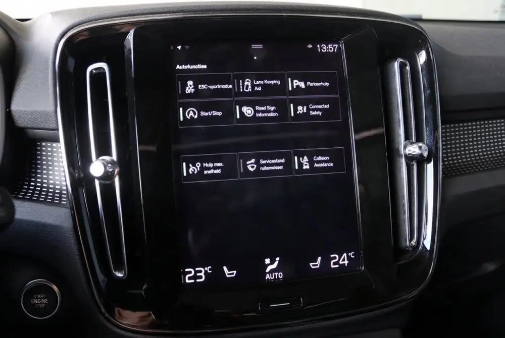 Volvo XC40 T4 R Design AWD 190 PK l Pano l Stoelverwarming l uit 2019, foto 16
