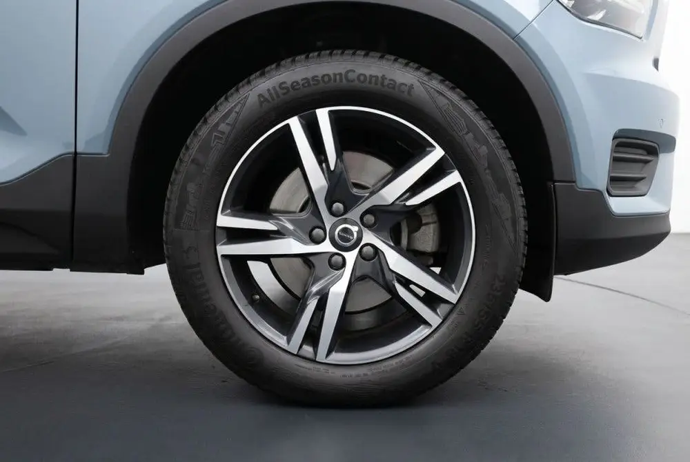 Volvo XC40 T4 R Design AWD 190 PK l Pano l Stoelverwarming l uit 2019, foto 9