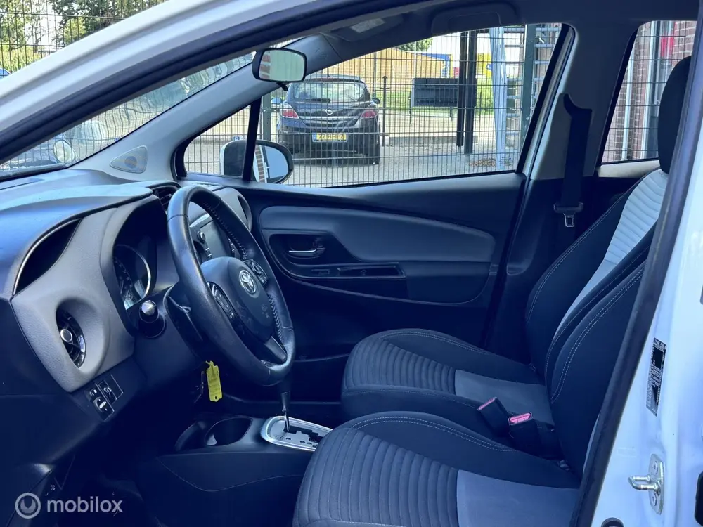 Toyota Yaris 1.5 VVT-i Active uit 2019, foto 11