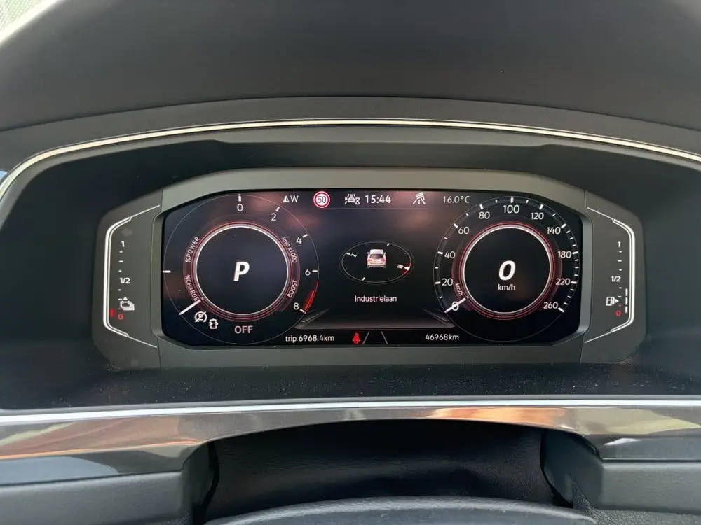 Volkswagen Tiguan R-Line eHybrid | Camera | Panoramadak | IQ uit 2022, foto 20