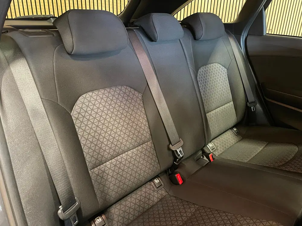 Kia Ceed 1.0 T-GDi DynamicLine uit 2023, foto 9