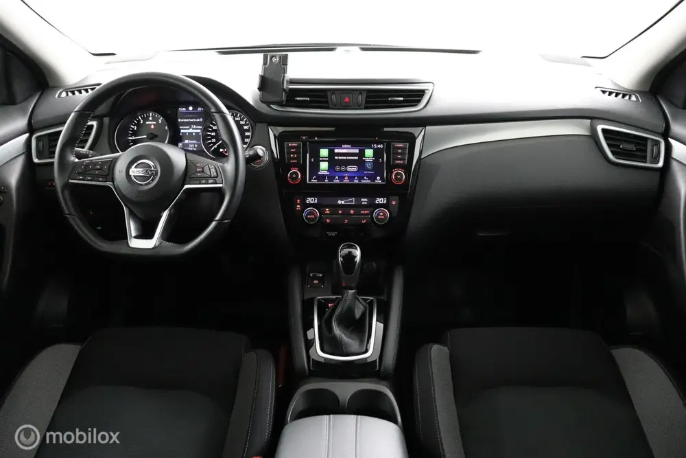 Nissan Qashqai 1.3 DIG-T N-Connecta PANO DAK / AUTOMAAT / 1e uit 2019, foto 2