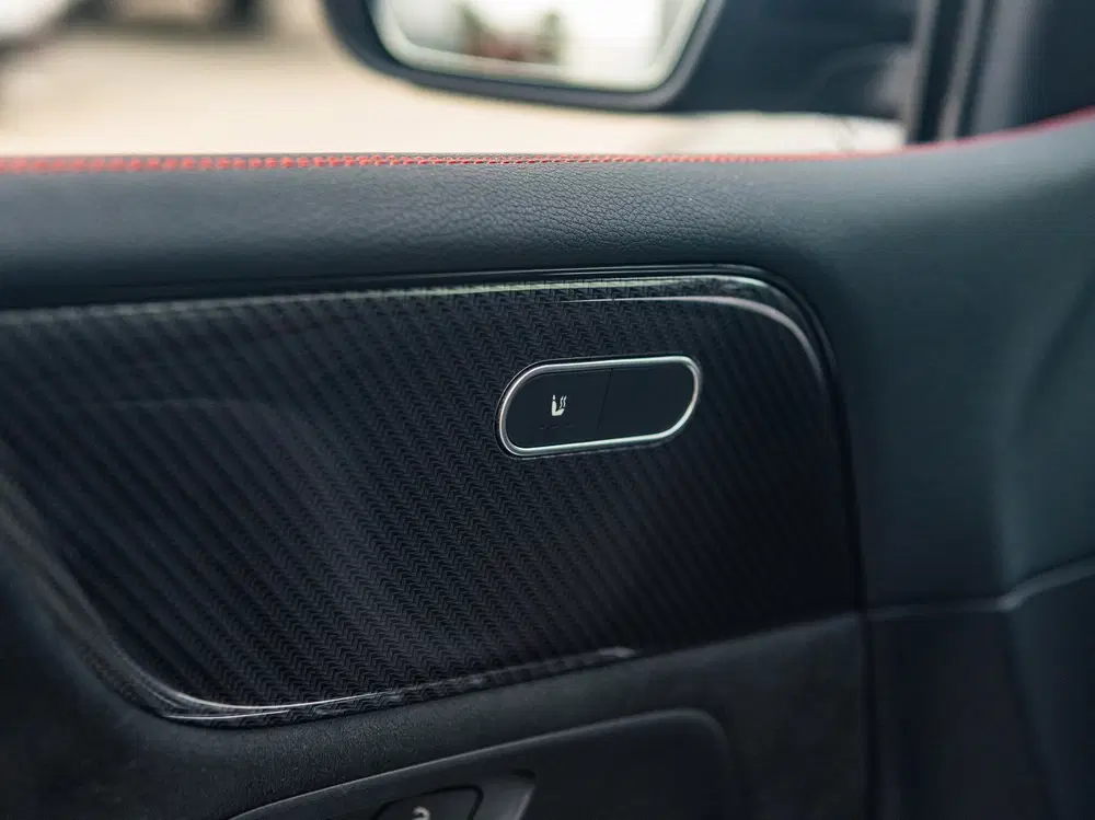 Mercedes-Benz B-Klasse 200 Business Solution AMG uit 2020, foto 9