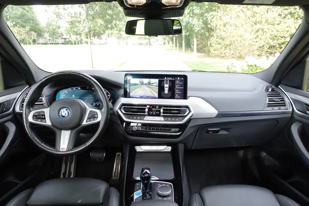 BMW iX3 Executive 80 kWh uit 2021, foto 10