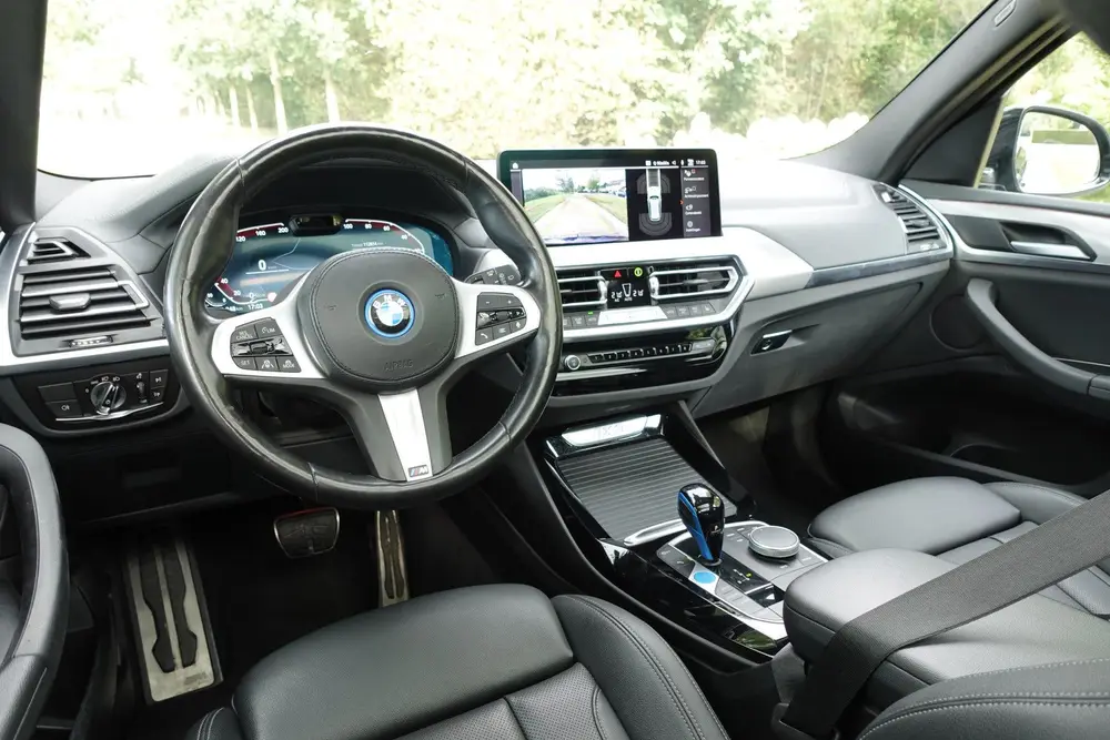 BMW iX3 Executive 80 kWh uit 2021, foto 4