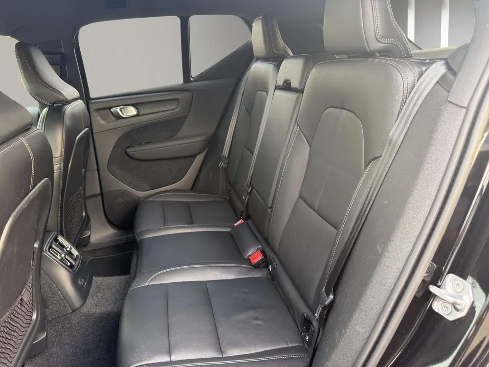 Volvo XC40 1.5 T4 Recharge R-Design H&K Camera ACC Bl uit 2020, foto 12