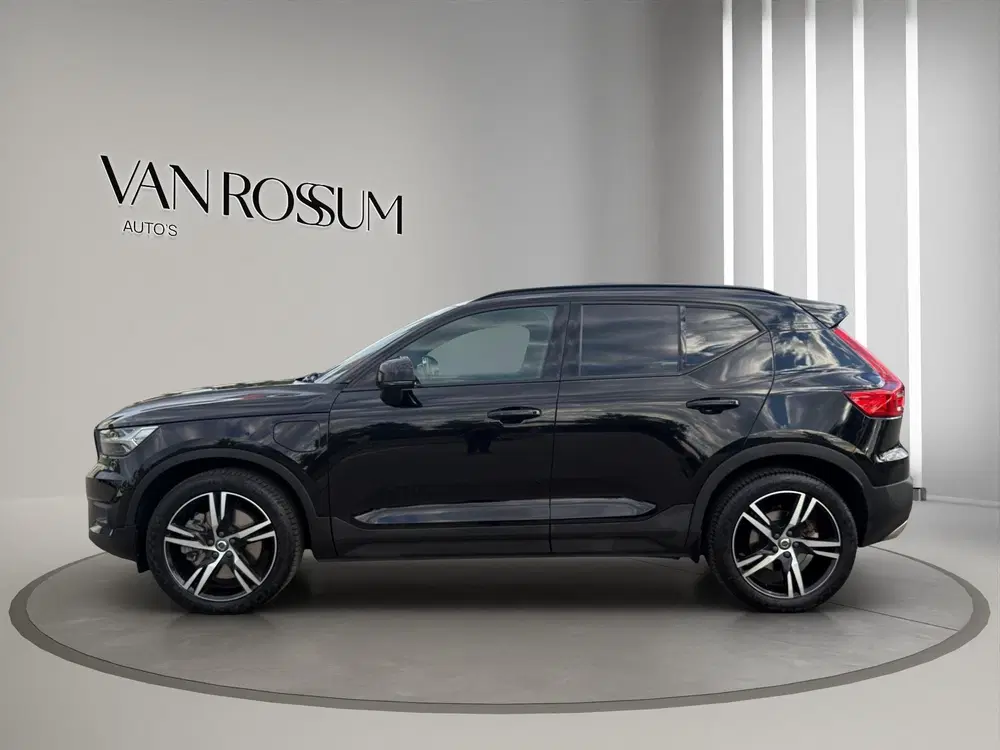 Volvo XC40 1.5 T4 Recharge R-Design H&K Camera ACC Bl uit 2020, foto 4