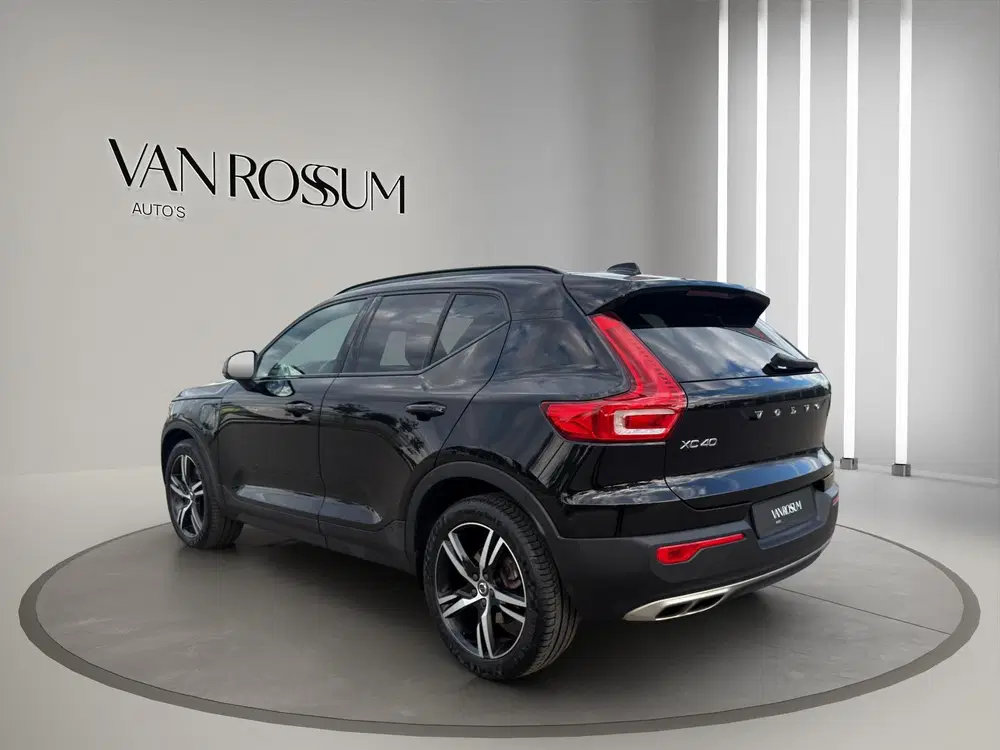 Volvo XC40 1.5 T4 Recharge R-Design H&K Camera ACC Bl uit 2020, foto 6