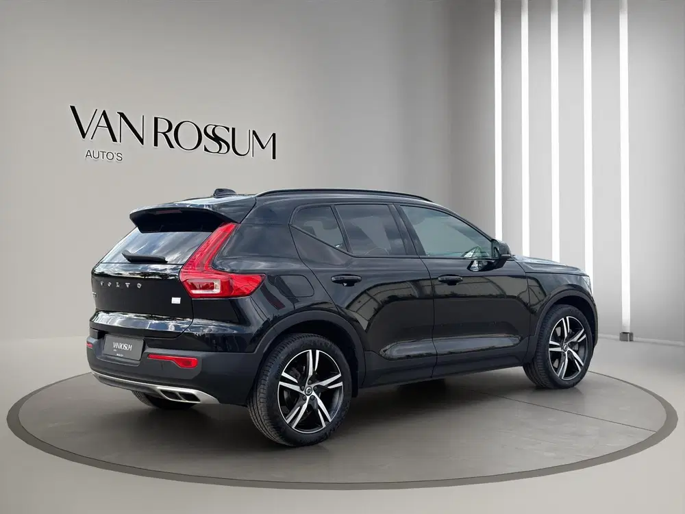 Volvo XC40 1.5 T4 Recharge R-Design H&K Camera ACC Bl uit 2020, foto 8