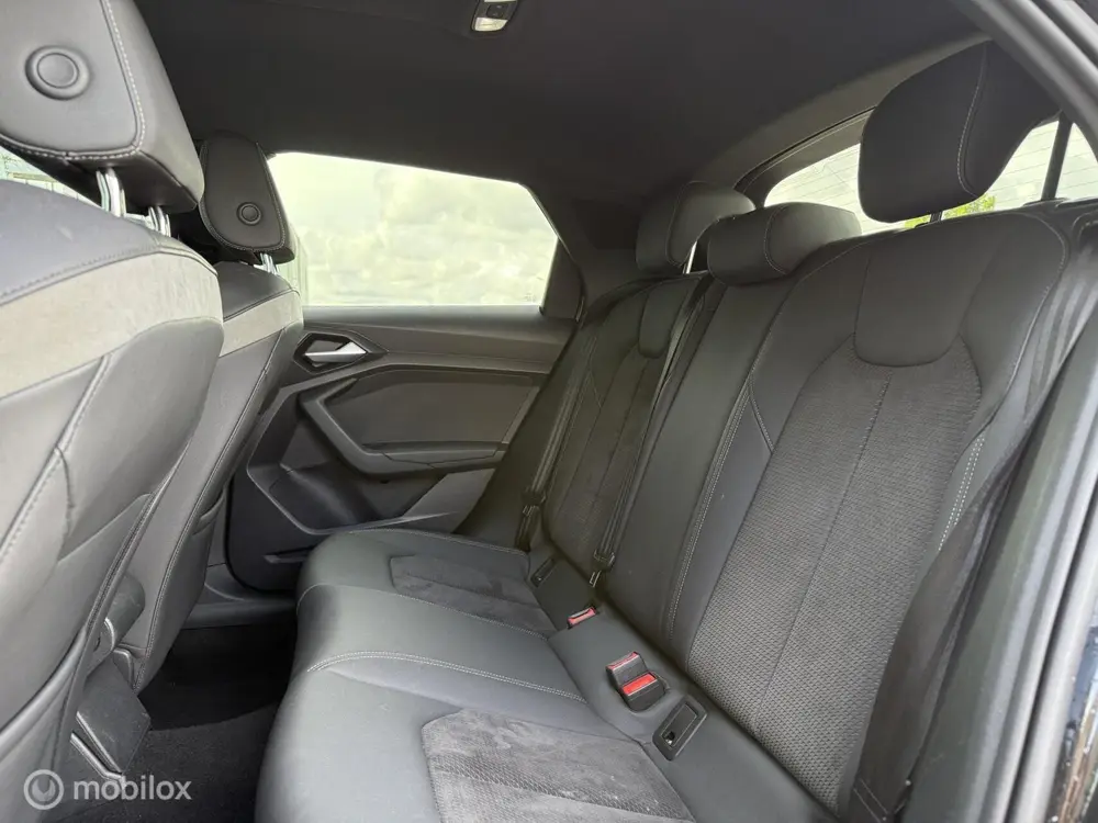 Audi A1 30 TFSI 2x S Line / Matrix / Virtual / Cam uit 2019, foto 9