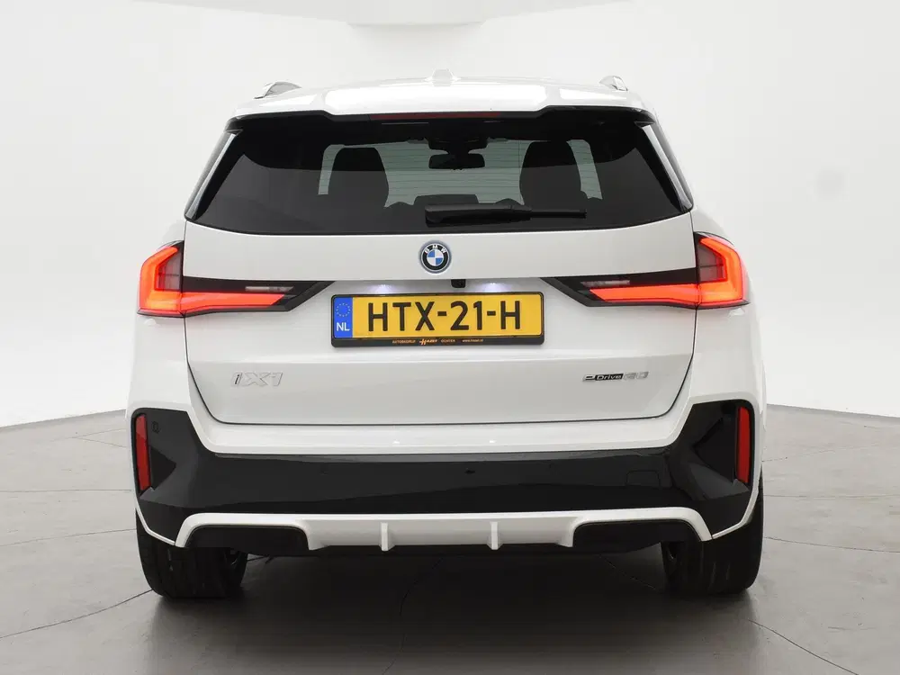 BMW iX1 eDrive20 67 kWh M-SPORT *46 KM NIEUW* + PA uit 2025, foto 10