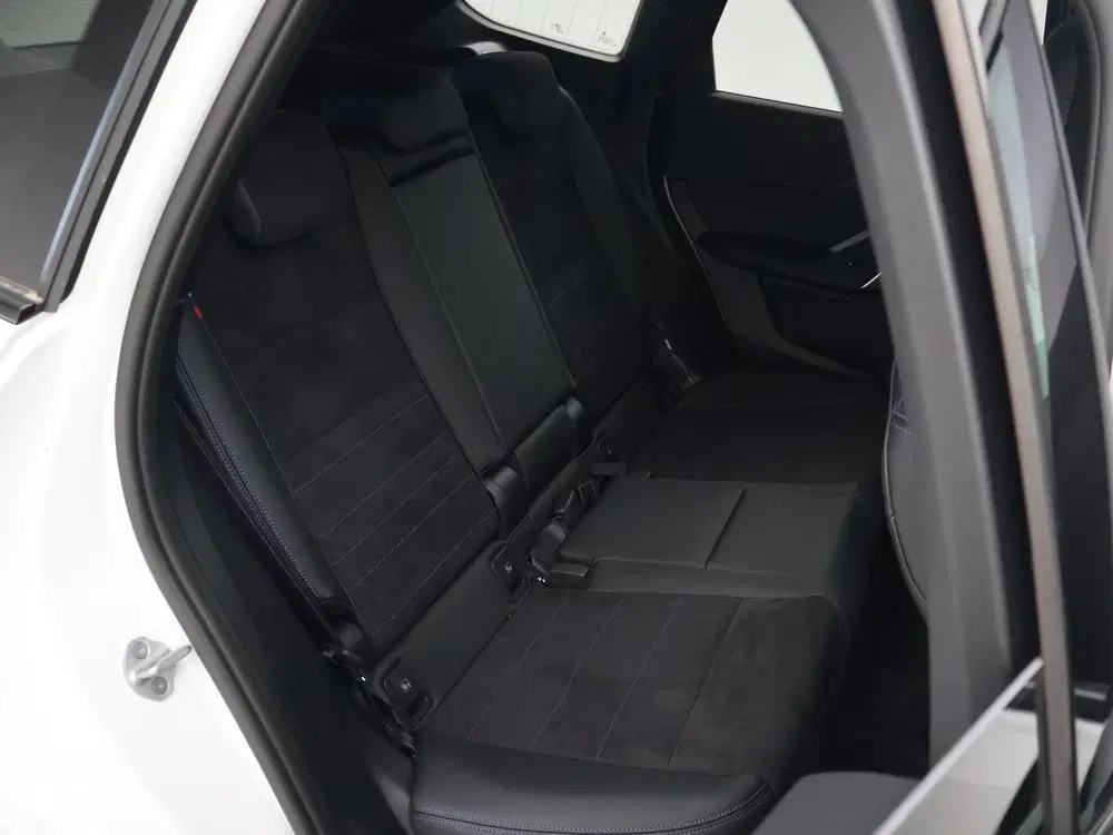 BMW iX1 eDrive20 67 kWh M-SPORT *46 KM NIEUW* + PA uit 2025, foto 13