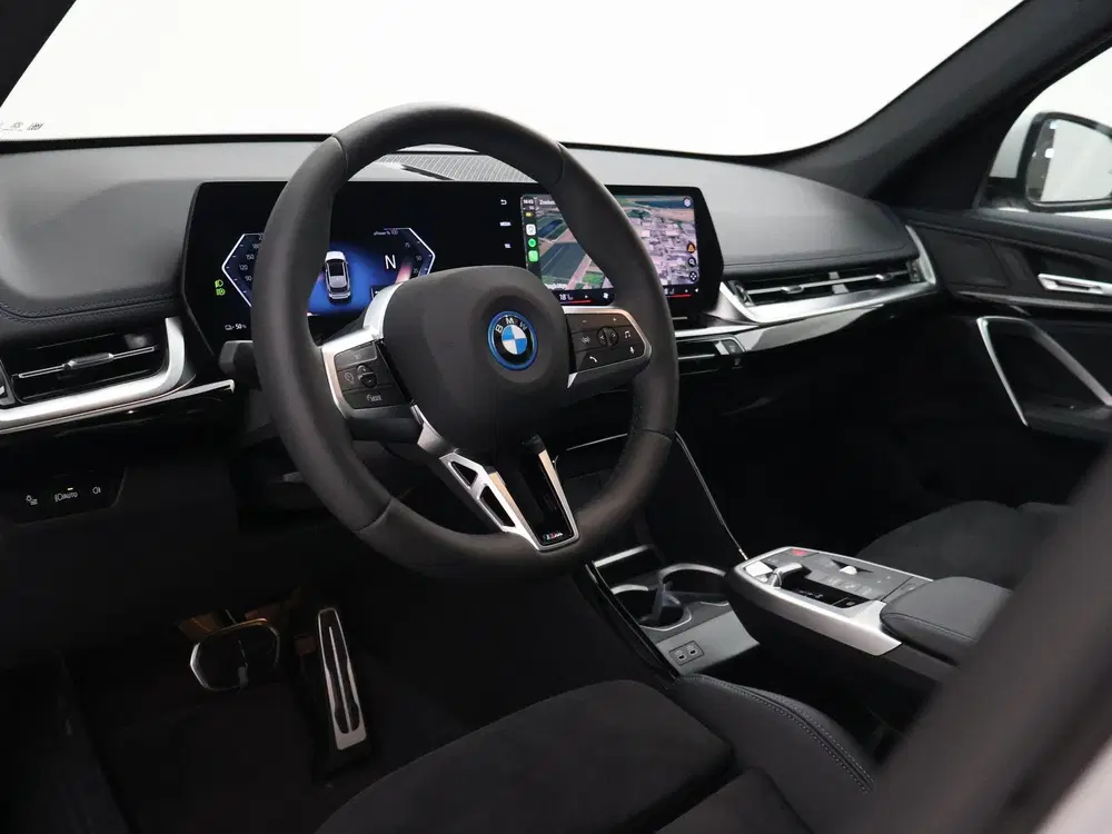BMW iX1 eDrive20 67 kWh M-SPORT *46 KM NIEUW* + PA uit 2025, foto 20