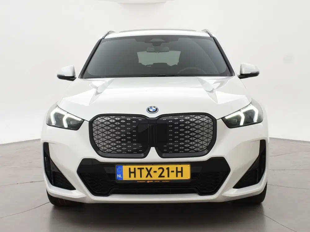 BMW iX1 eDrive20 67 kWh M-SPORT *46 KM NIEUW* + PA uit 2025, foto 9