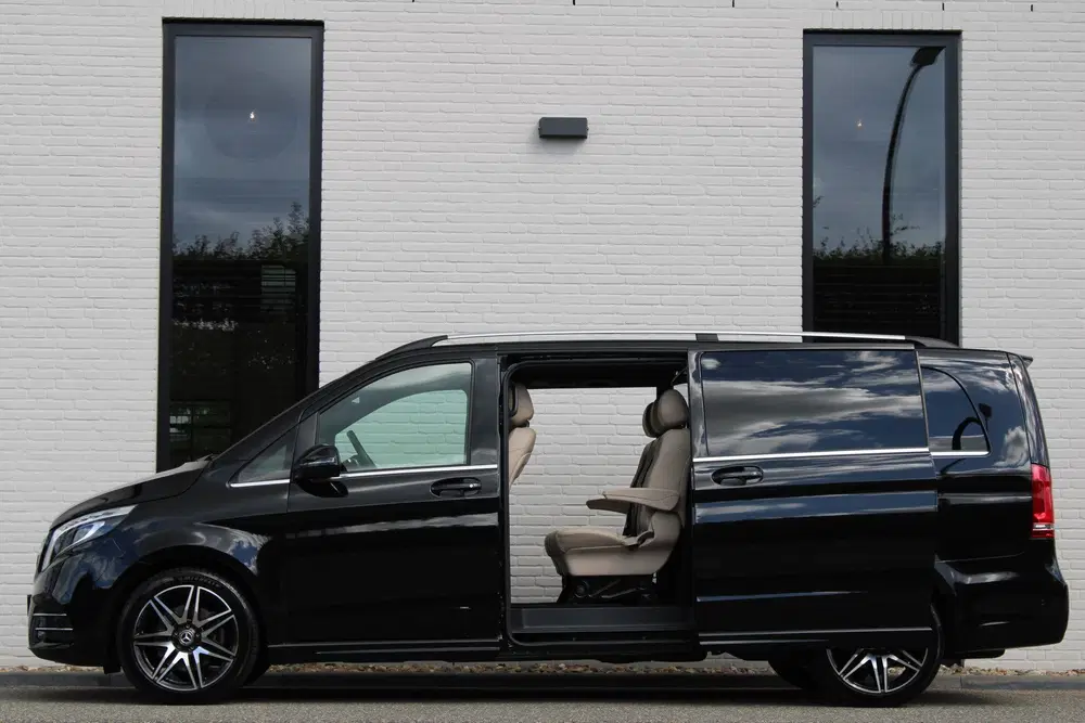 Mercedes-Benz V-Klasse 300d Aut uit 2021, foto 14