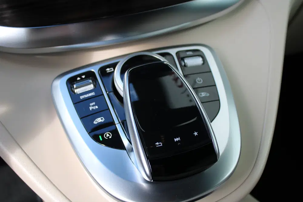 Mercedes-Benz V-Klasse 300d Aut uit 2021, foto 19