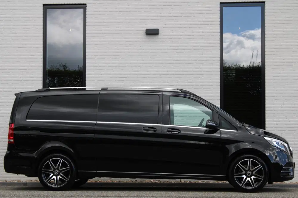 Mercedes-Benz V-Klasse 300d Aut uit 2021, foto 5